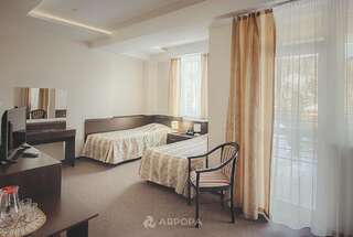 Гостиница Аврора Белокуриха Улучшенный двухместный номер с 2 отдельными кроватями-2